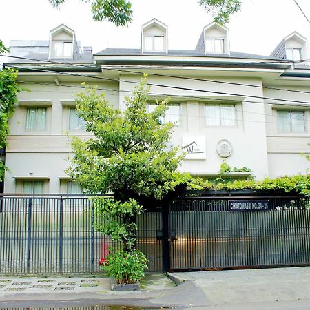 W Home Cikatomas Jakarta Exteriér fotografie