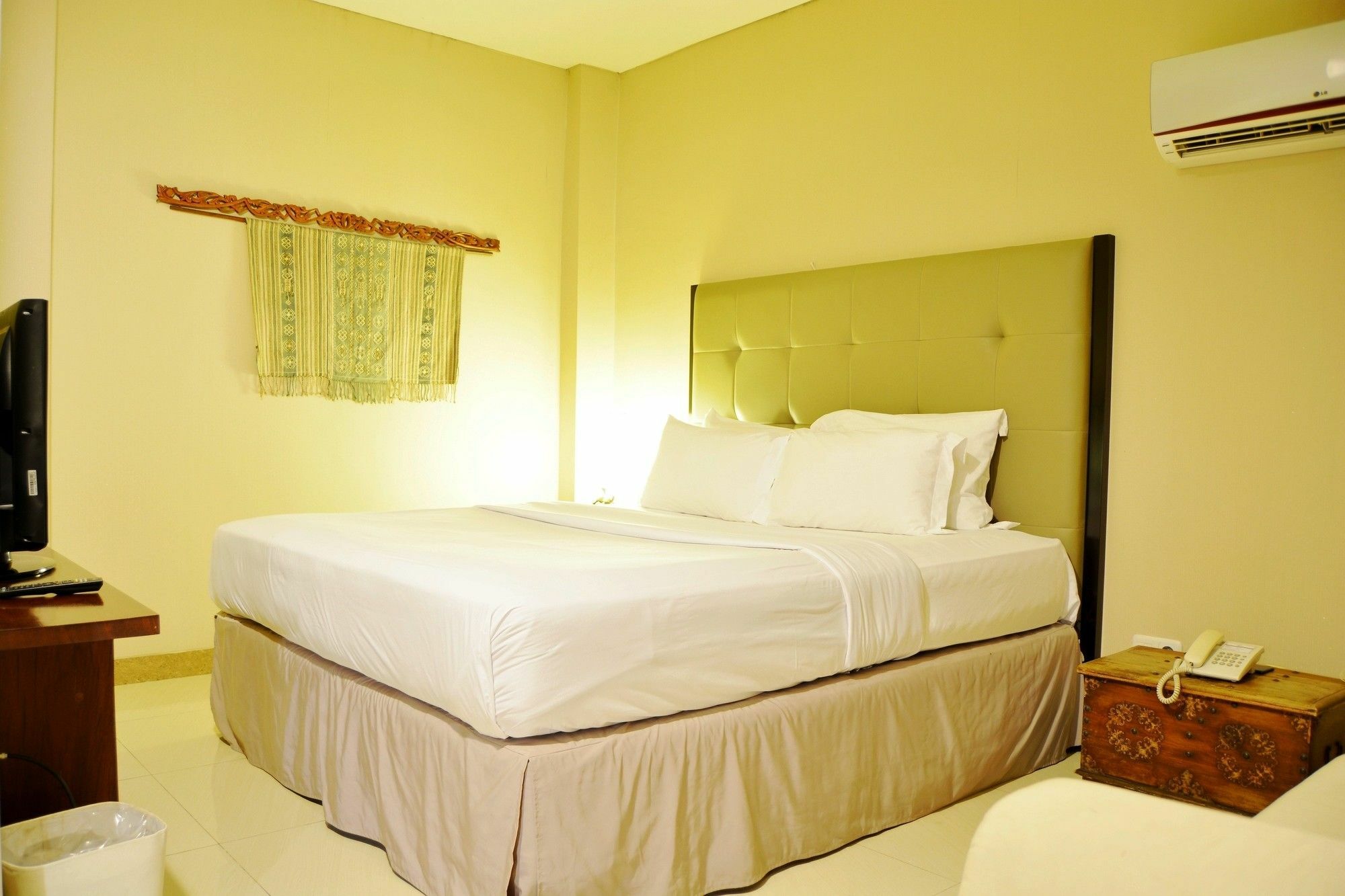 W Home Cikatomas Jakarta Exteriér fotografie